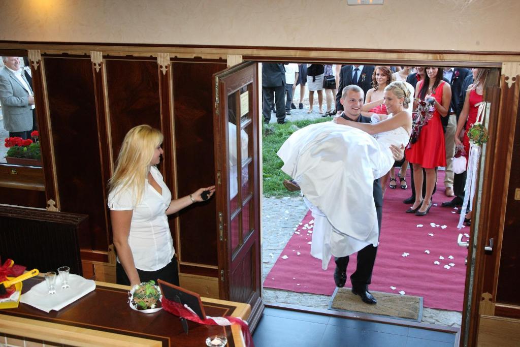 Hotel Farma Vysoka Chrastava エクステリア 写真
